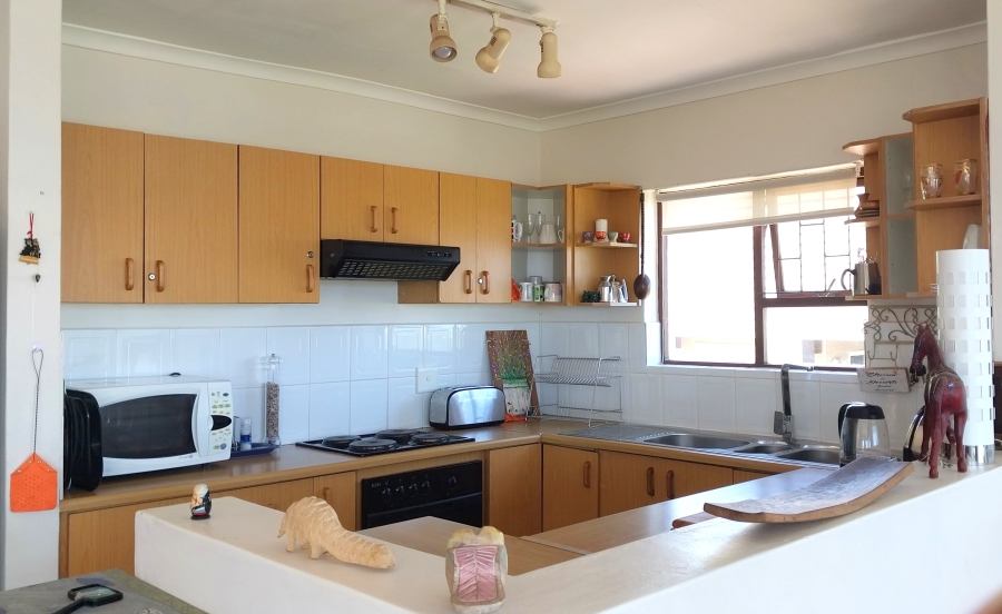 7 Bedroom Property for Sale in Bettys Bay Western Cape